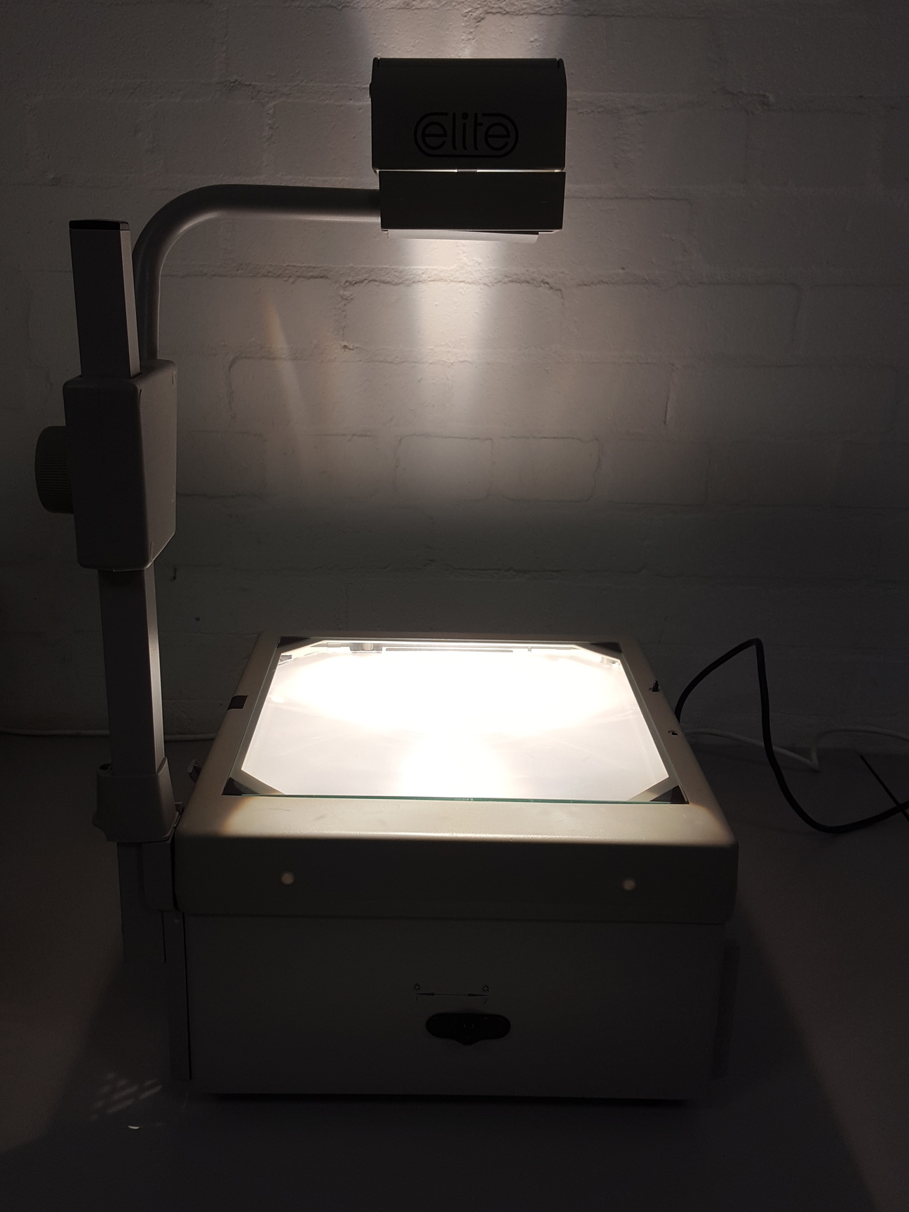 Image of Elite Vision Portable 250 Overhead Projector OHP Acetate