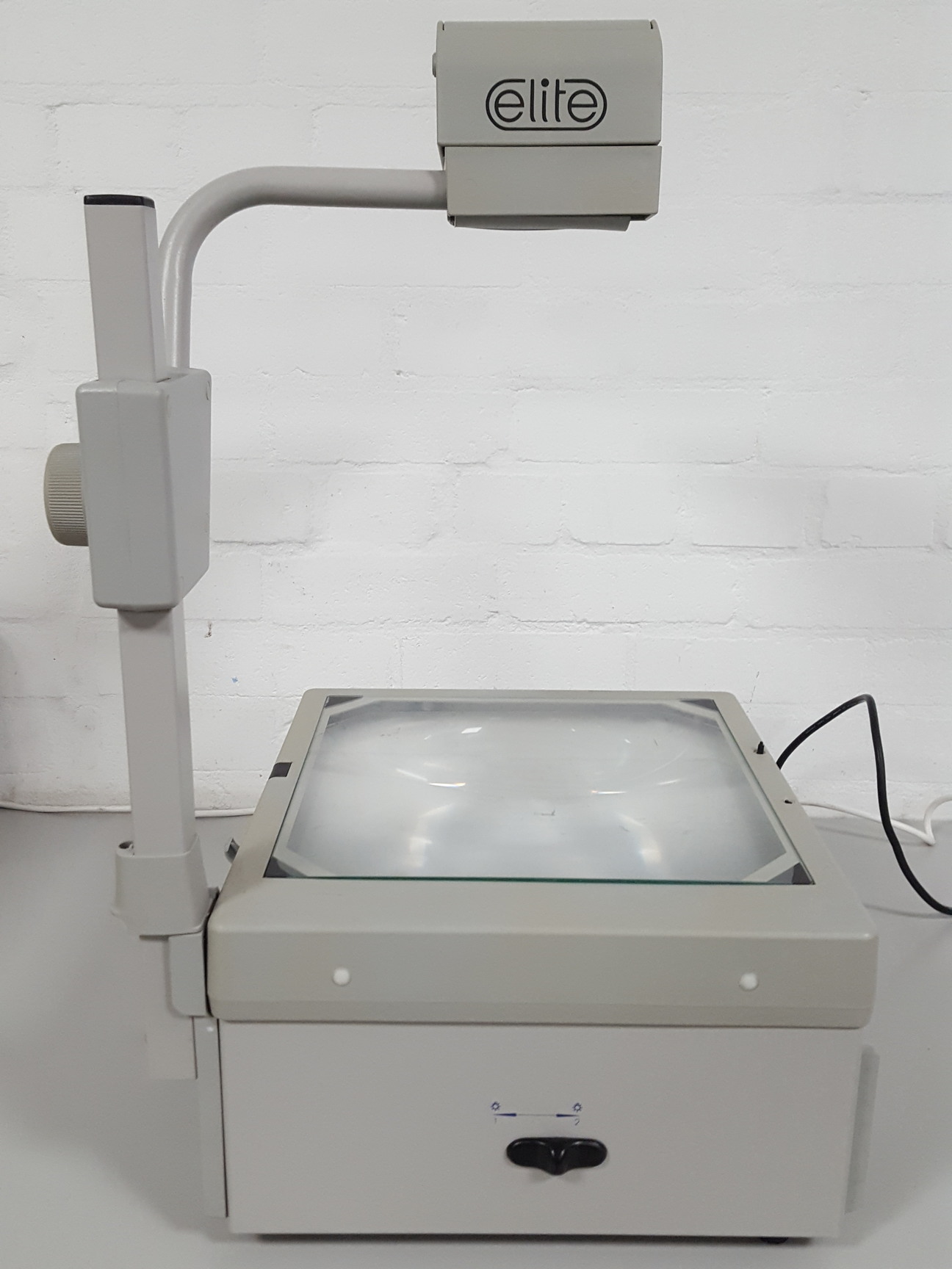 Image of Elite Vision Portable 250 Overhead Projector OHP Acetate