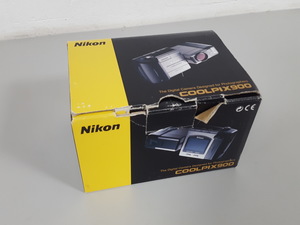 Thumbnail image of Nikon COOLPIX 900 1.2MP Digital Camera - Silver