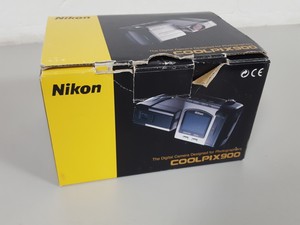 Thumbnail image of Nikon COOLPIX 900 1.2MP Digital Camera - Silver