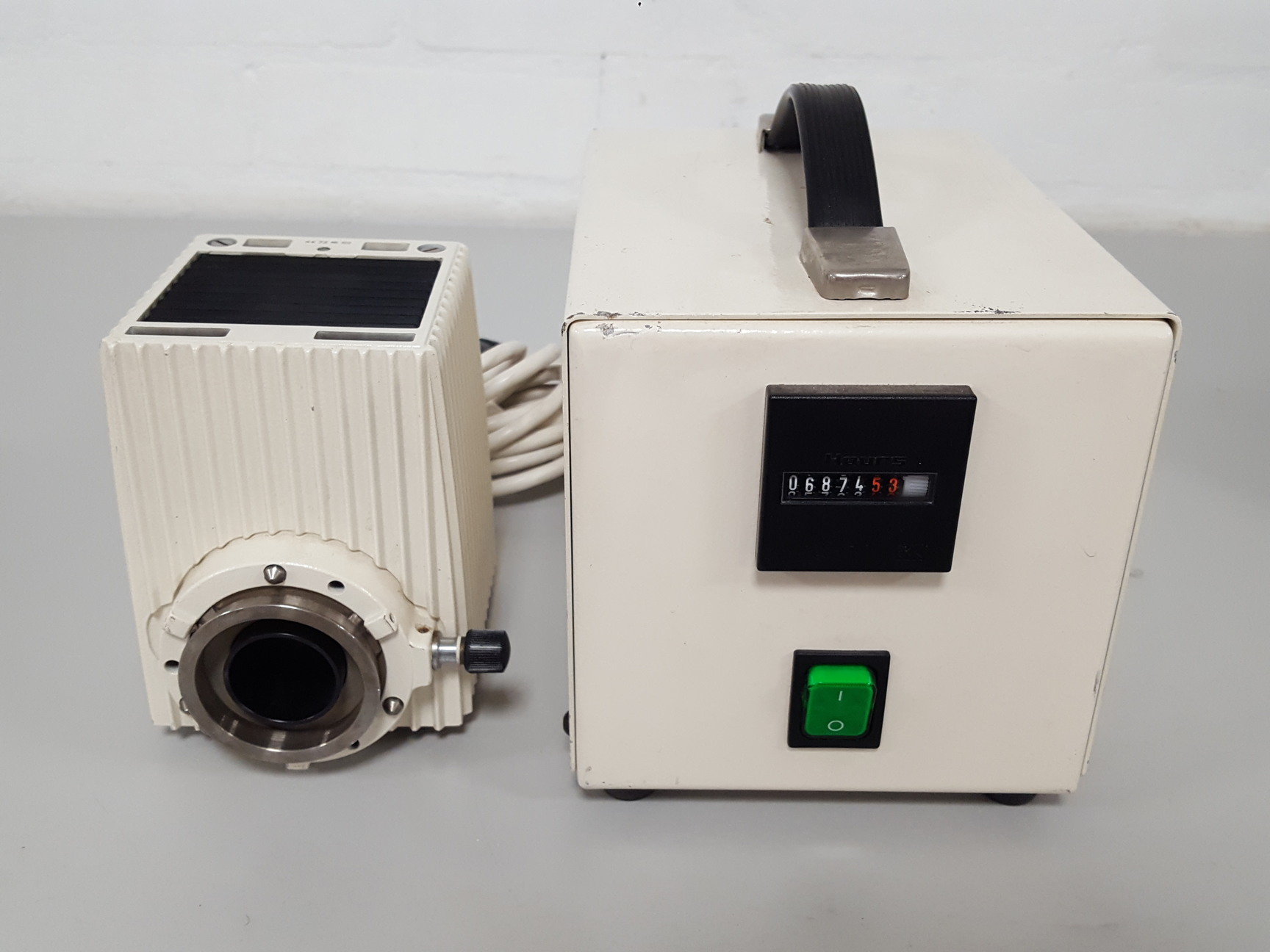 Carl Zeiss Microscope Illuminator Lamp With VHW 50f2b Power Supply