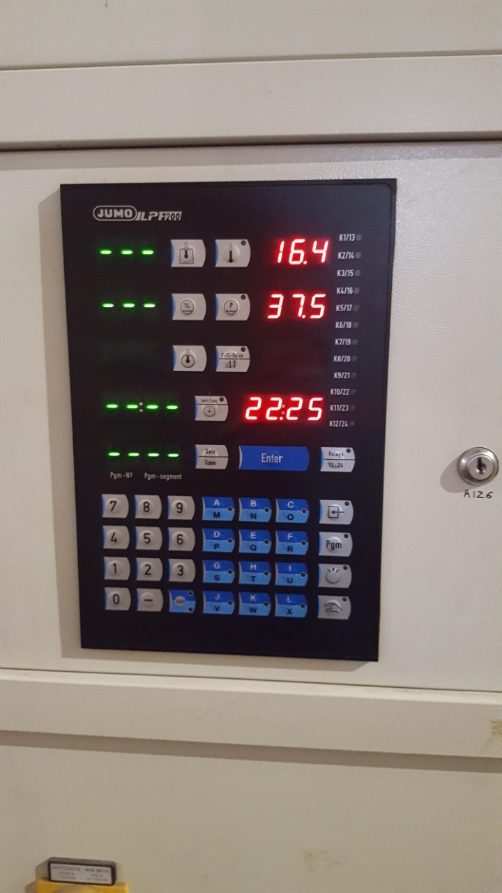Image of Snijders Scientific Microclima 1000 Large Plant Growth Chamber Incubator Lab