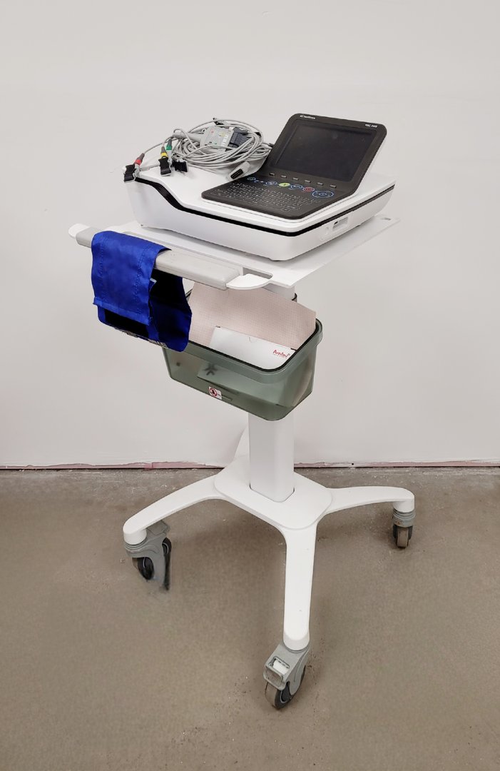 Image of GE MAC 2000 ECG Analysis System With Broken LCD