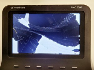 Thumbnail image of GE MAC 2000 ECG Analysis System With Broken LCD