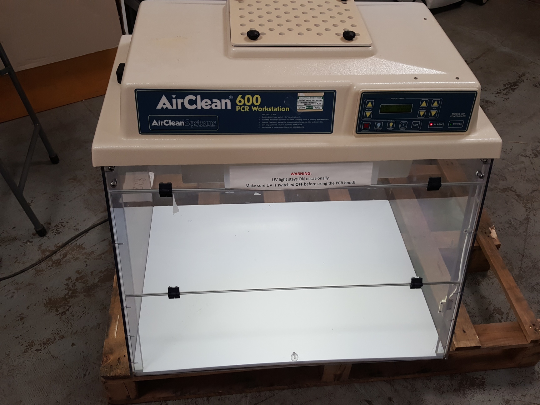 Image of Airclean 600 AC632LFUVC PCR Workstation Lab 