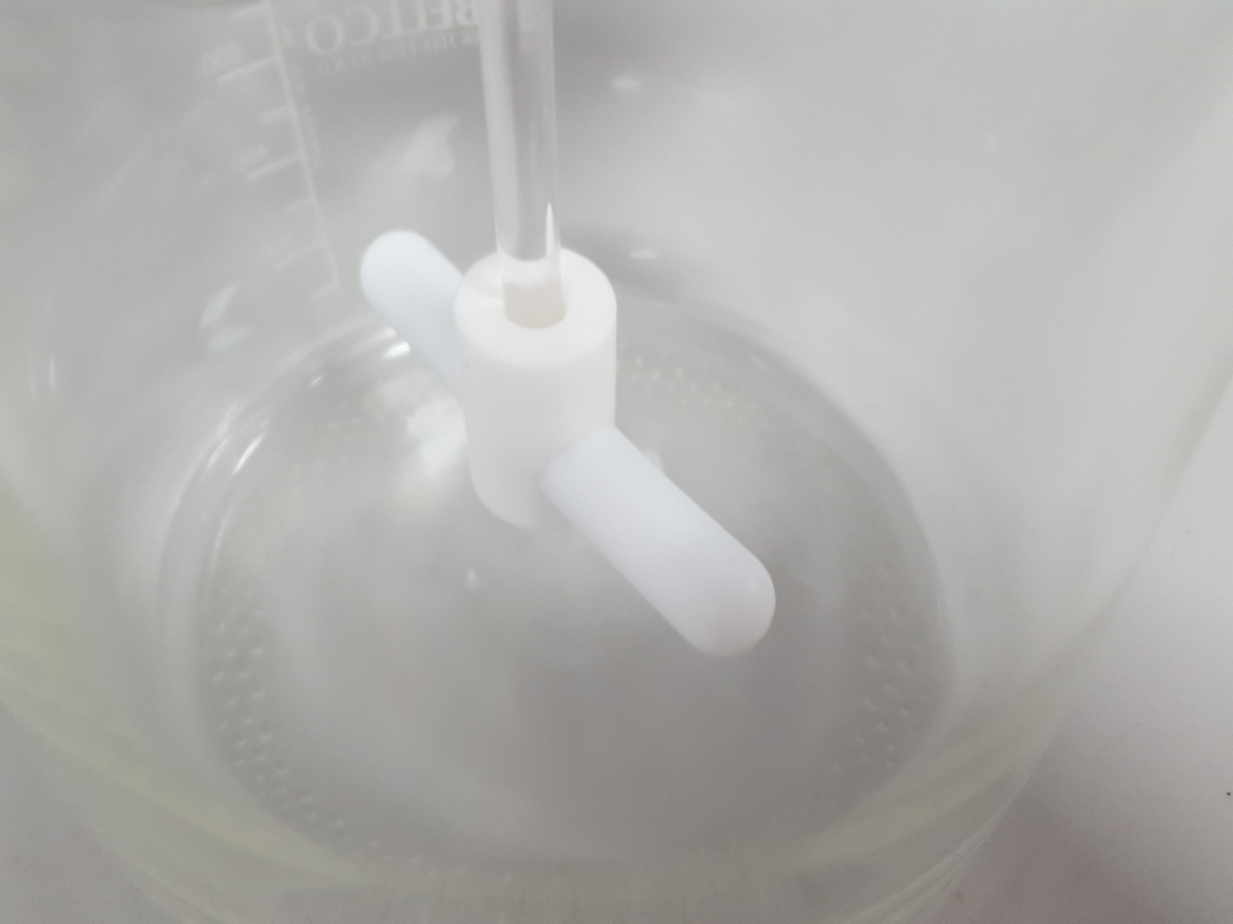 Image of 8x Bellco 1000 mL 3-Neck Glass Spinner Flask With Terumo Syringe Without Needle