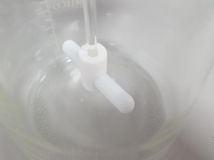 Thumbnail image of 8x Bellco 1000 mL 3-Neck Glass Spinner Flask With Terumo Syringe Without Needle