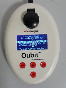 Thumbnail image of Invitrogen Qubit Q32857 Fluorometer Lab