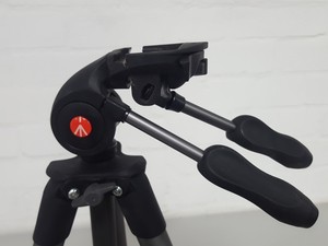 Thumbnail image of Manfrotto MKCOMPACTADV-BK Compact Advanced Aluminum Camera Tripod 