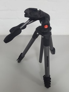 Thumbnail image of Manfrotto MKCOMPACTADV-BK Compact Advanced Aluminum Camera Tripod 