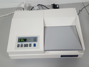 Thumbnail image of Cecil CE1011 UV/Vis Low Cost UV VIS Spectrophotometer Lab Equipment