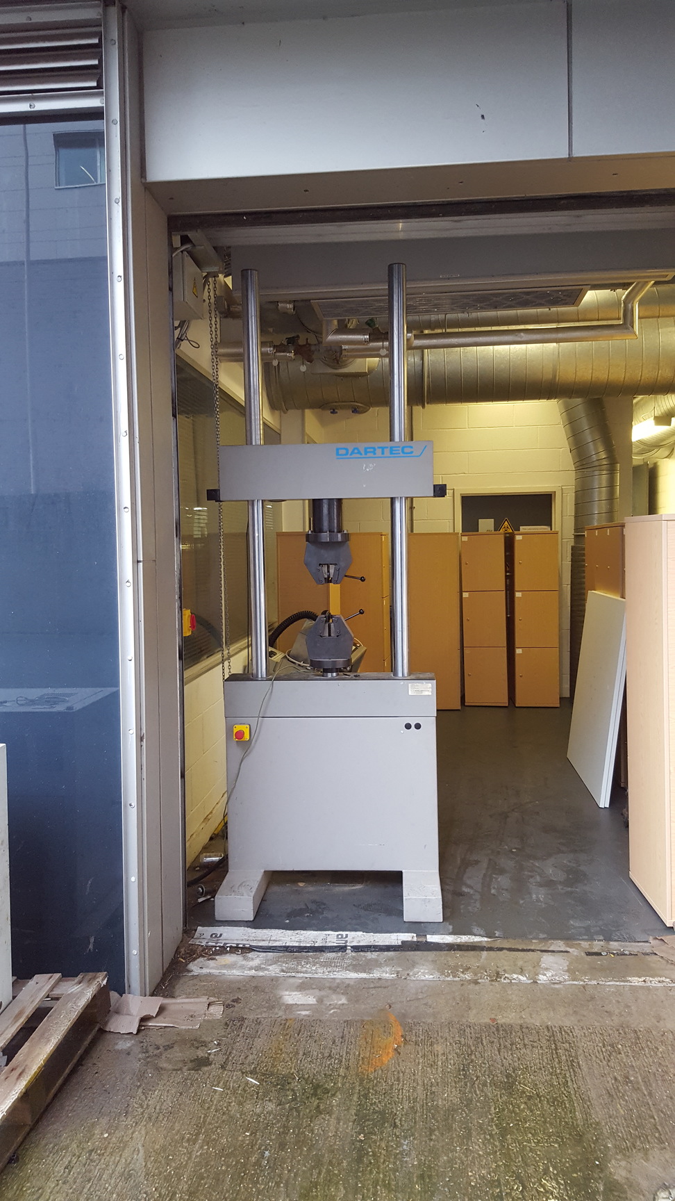 Image of Dartec Torsional Testing Machine w/ Hydraulic Pump & Controller Lab