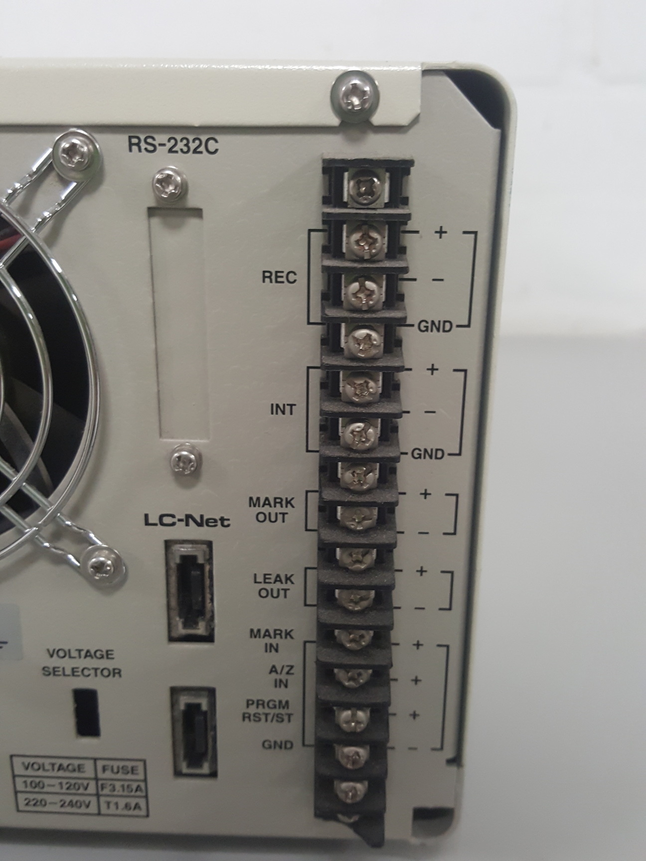 Image of Jasco UV-1575 Detector, PU1585 HPLC Pump, MX-2080-32 Mixer, DG-1580-54 Degasser