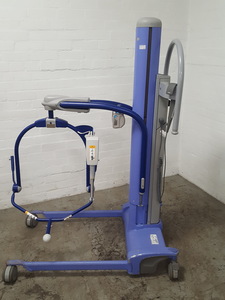 Thumbnail image of Arjo Maxi Move Power Patient Mobility Hoist / Lift KMBXXXXXXXXX 228kg