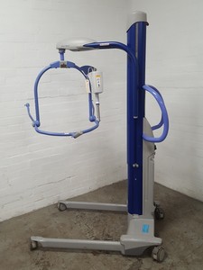 Thumbnail image of ArjoHuntleigh Maxi Move Power Patient Lift Patient Handling Mobility Aid Host