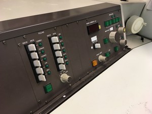 Thumbnail image of JEOL JEM-1200EXII Electron Microscope TEM, Magnets, Compressor, Power Supply Lab