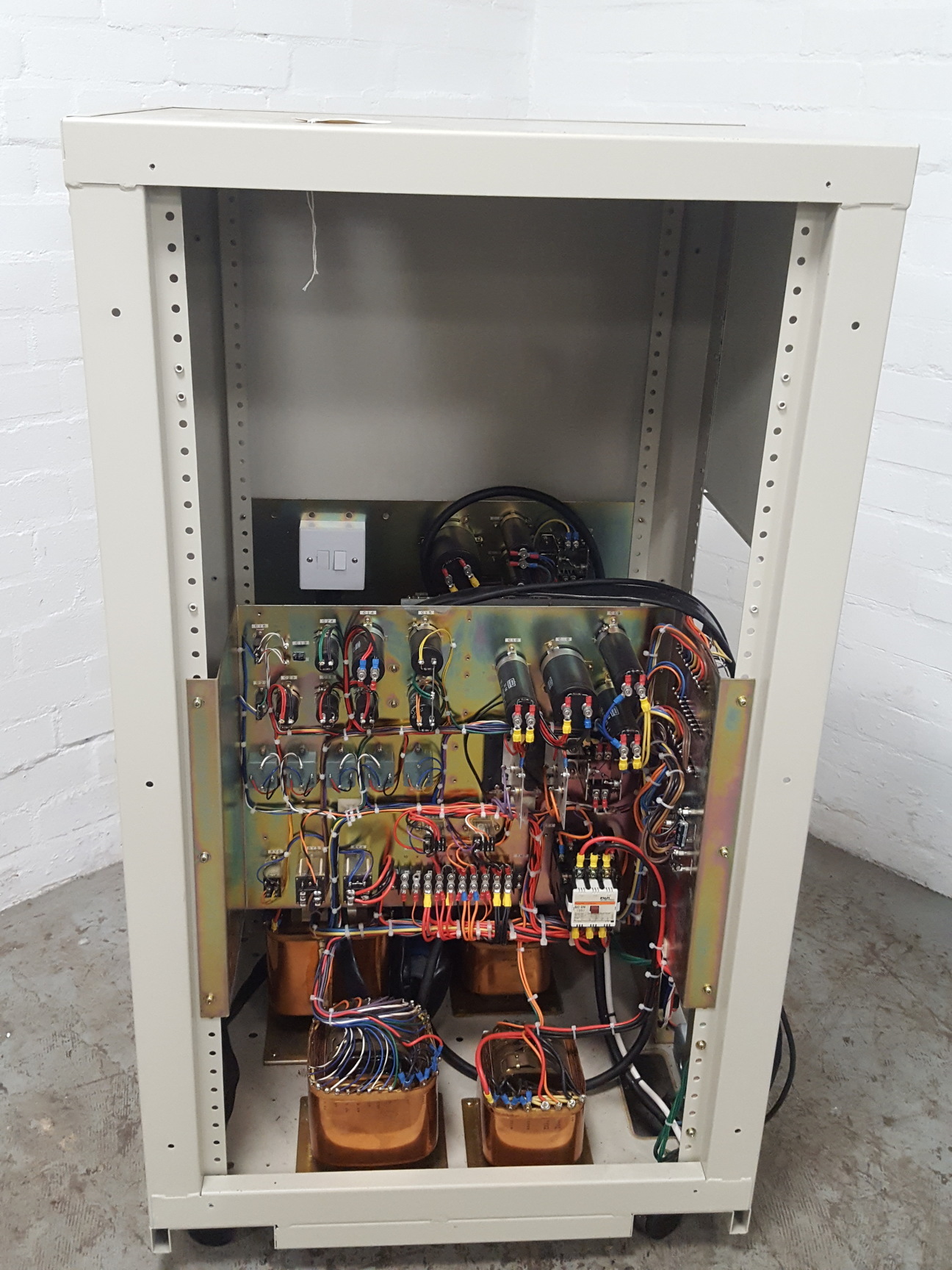 Image of JEOL JEM-1200EXII Electron Microscope TEM, Magnets, Compressor, Power Supply Lab