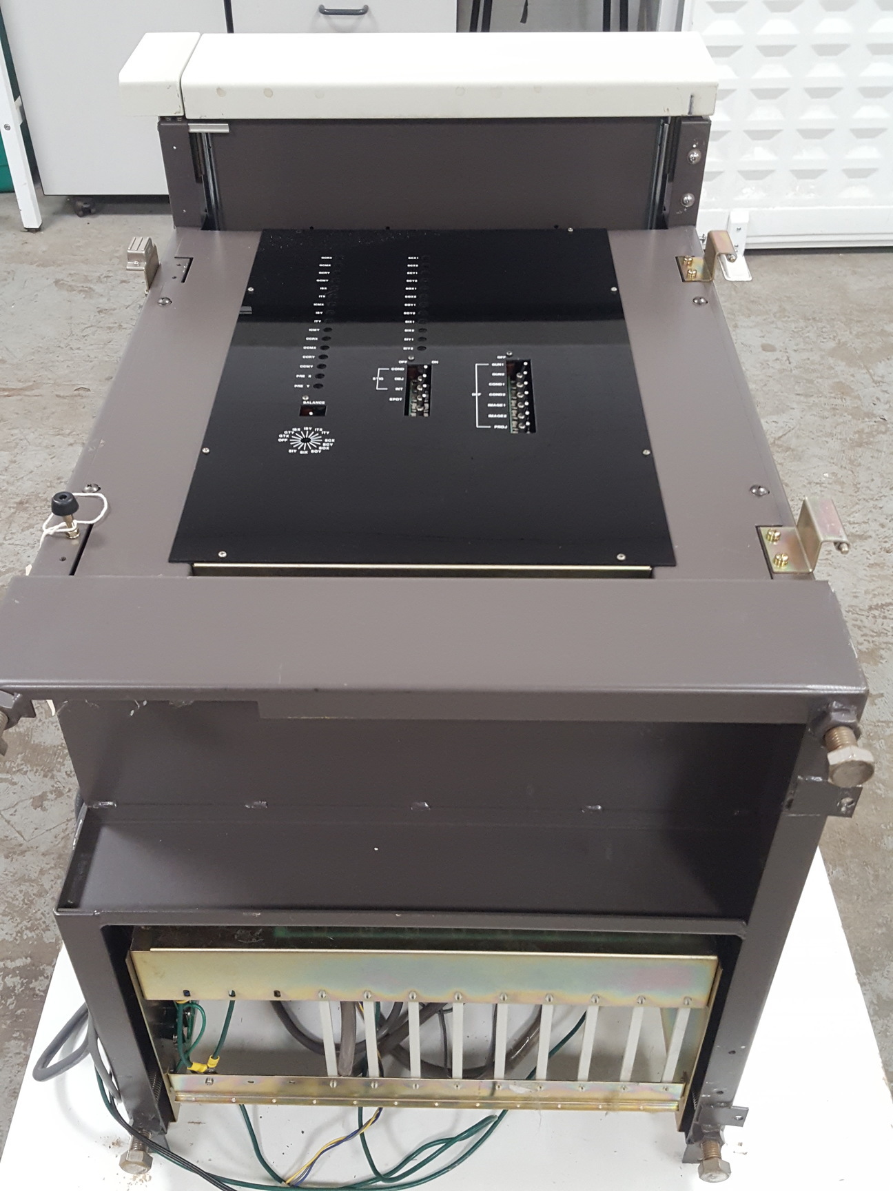 Image of JEOL JEM-1200EXII Electron Microscope TEM, Magnets, Compressor, Power Supply Lab