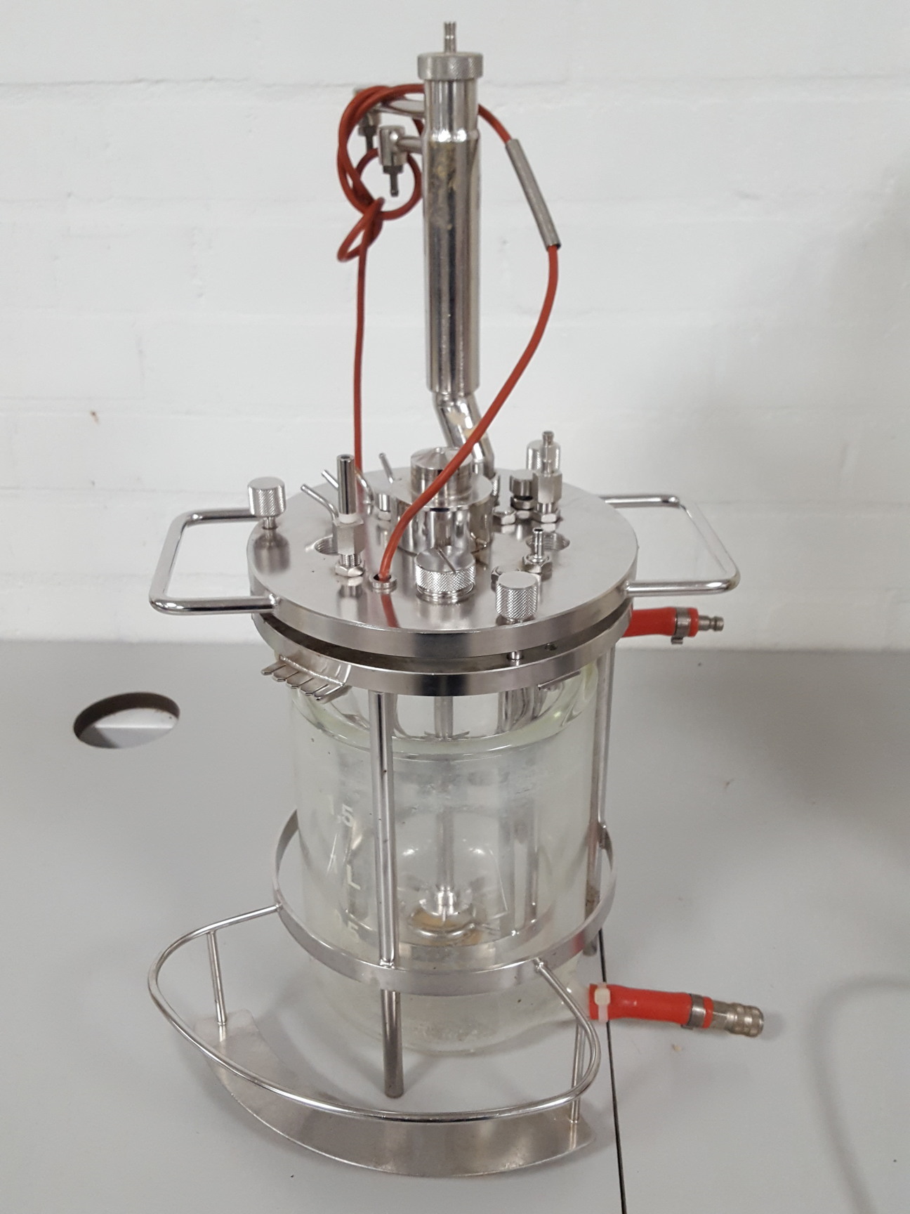 Image of B. Braun Biotech Biostat B Bioreactor System Lab