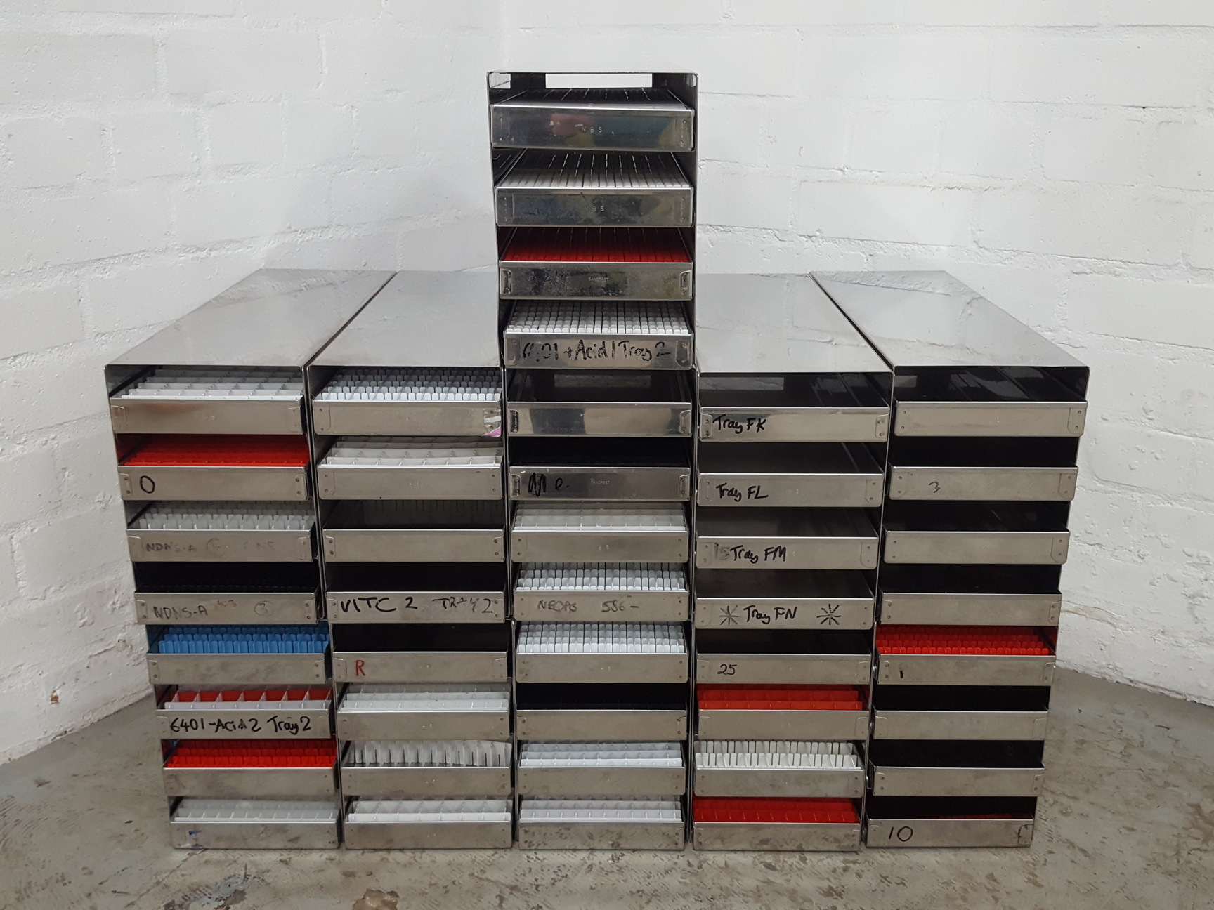 Image of Set of 11 Stainless Storage Freezer Tray Racks Lab