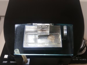 Thumbnail image of D.S.K DTK-1000 Microslicer Vibrating Blade Microtome Tissue Slicers Lab