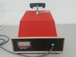 Thumbnail image of D.S.K DTK-1000 Microslicer Vibrating Blade Microtome Tissue Slicers Lab