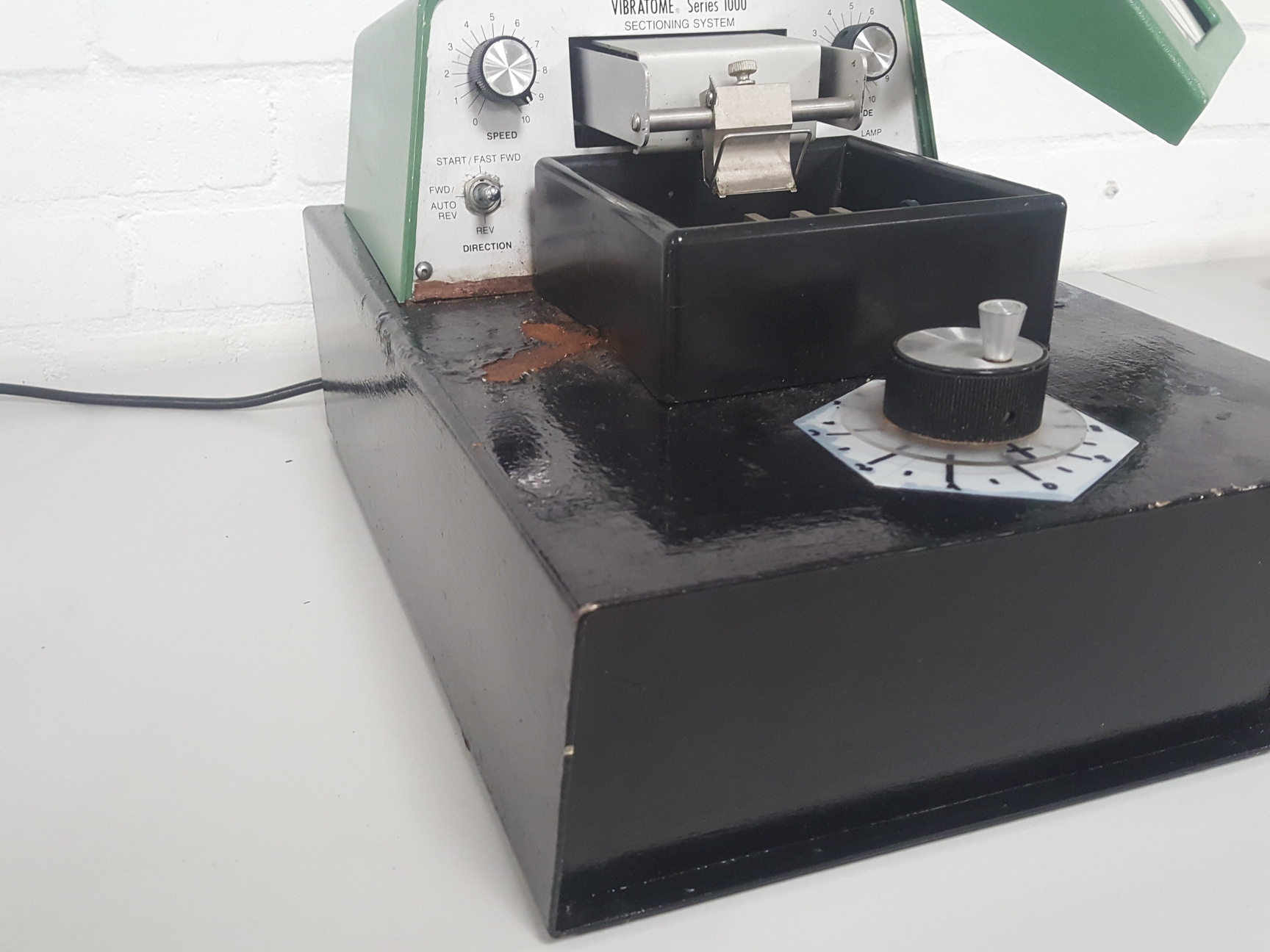 Image of TPI Vibratome Series 1000 Tissue Sectioning Microtome System 054026 Lab
