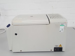 Thumbnail image of Eppendorf 5415R Bench-Top Refrigerated Centrifuge + Rotor (Spares & Repairs)
