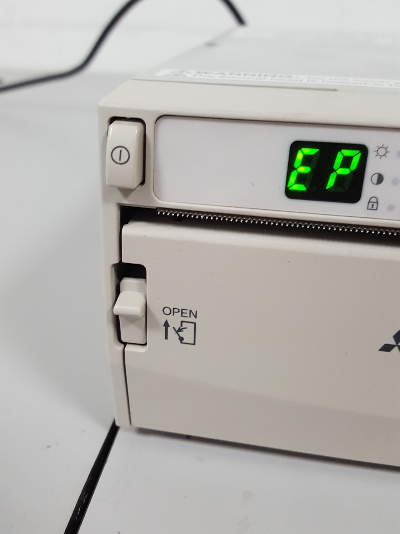 Image of Mitsubishi P93DW Medical Monochrome Thermal Printer Lab Medical