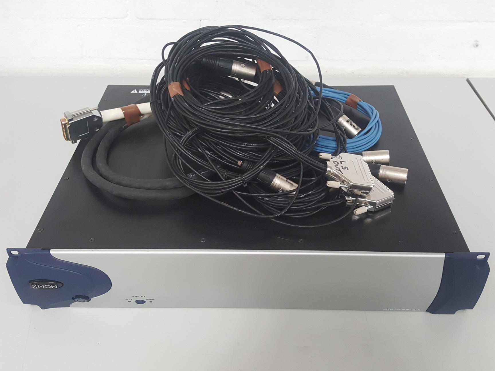 Image of Digidesign XMON 2U Monitoring Controller AV Equipment