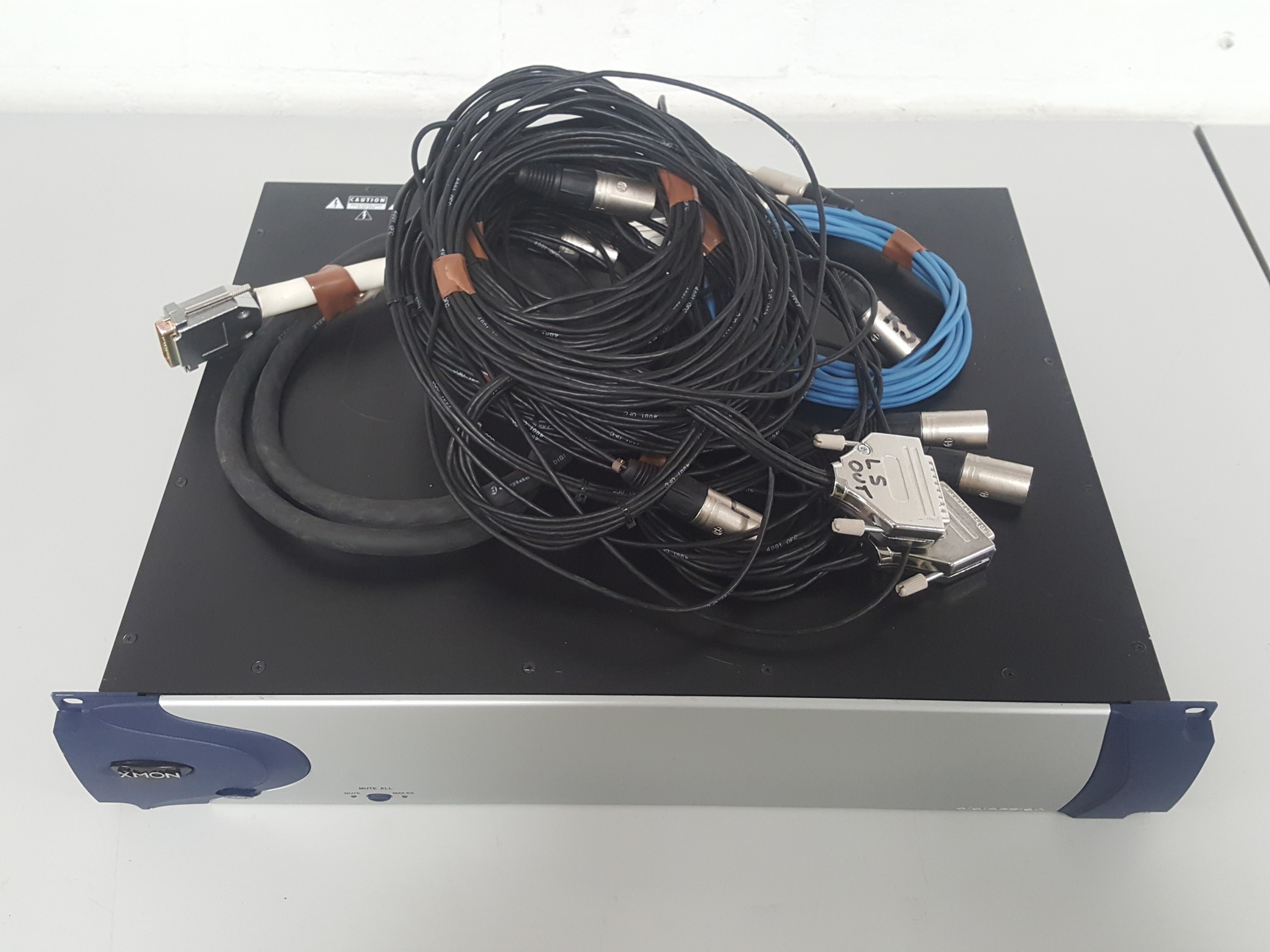 Image of Digidesign XMON 2U Monitoring Controller AV Equipment
