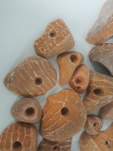 Thumbnail image of Lot of 25x Orange Bouldering / Rock Climbing Grips Hand / Foot 