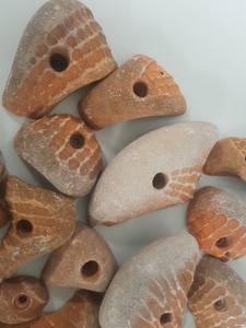 Thumbnail image of Lot of 25x Orange Bouldering / Rock Climbing Grips Hand / Foot 