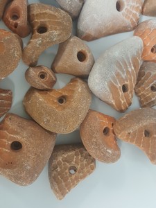 Thumbnail image of Lot of 25x Orange Bouldering / Rock Climbing Grips Hand / Foot 