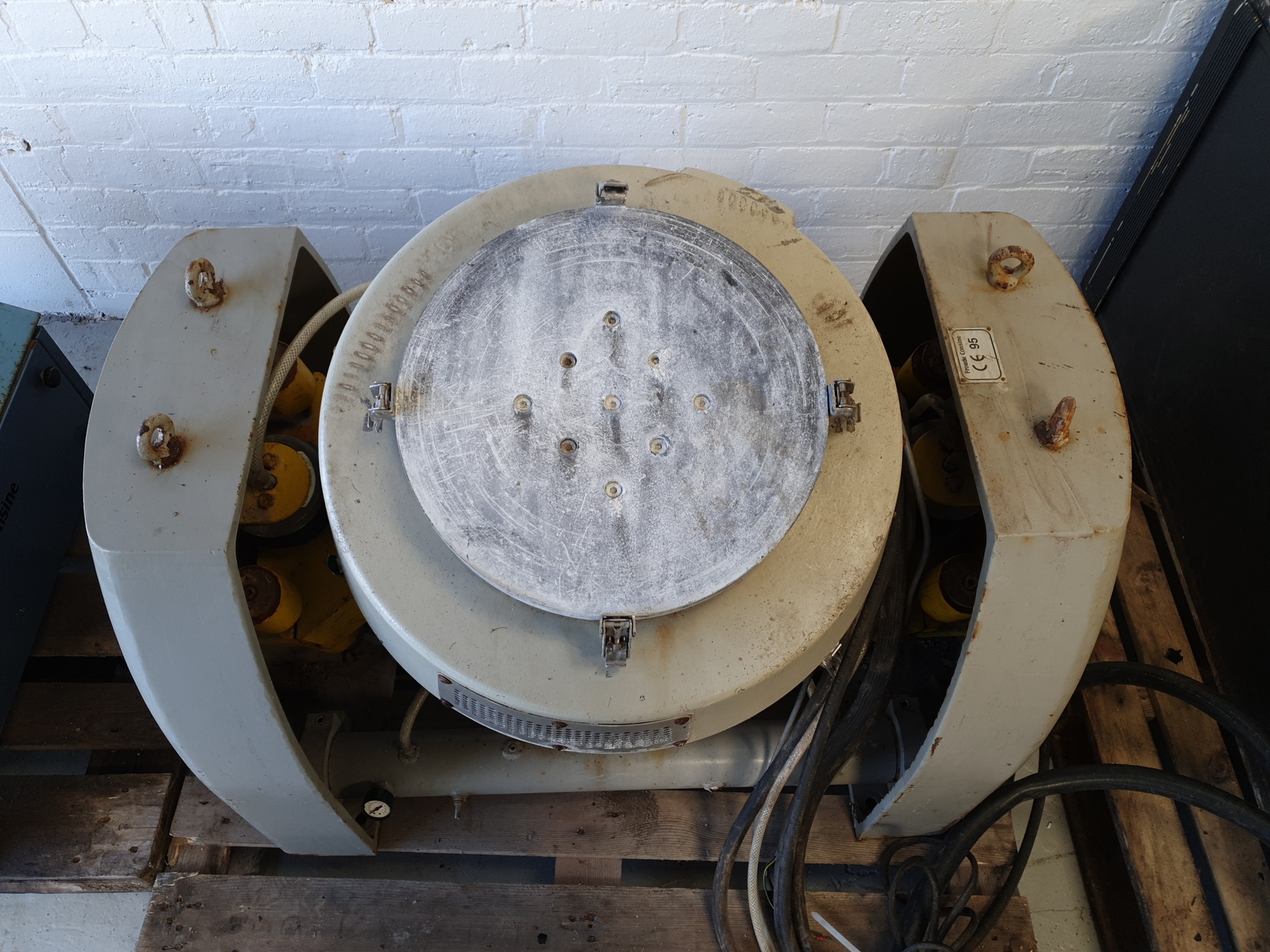 Image of Vibration Testing Slip Table & VP85 Derritron Vibrator with Controller Unit