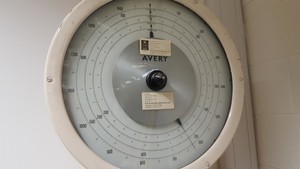 Thumbnail image of Vintage Avery Torsion Testing System 15000 LB 6609 CGG E601237