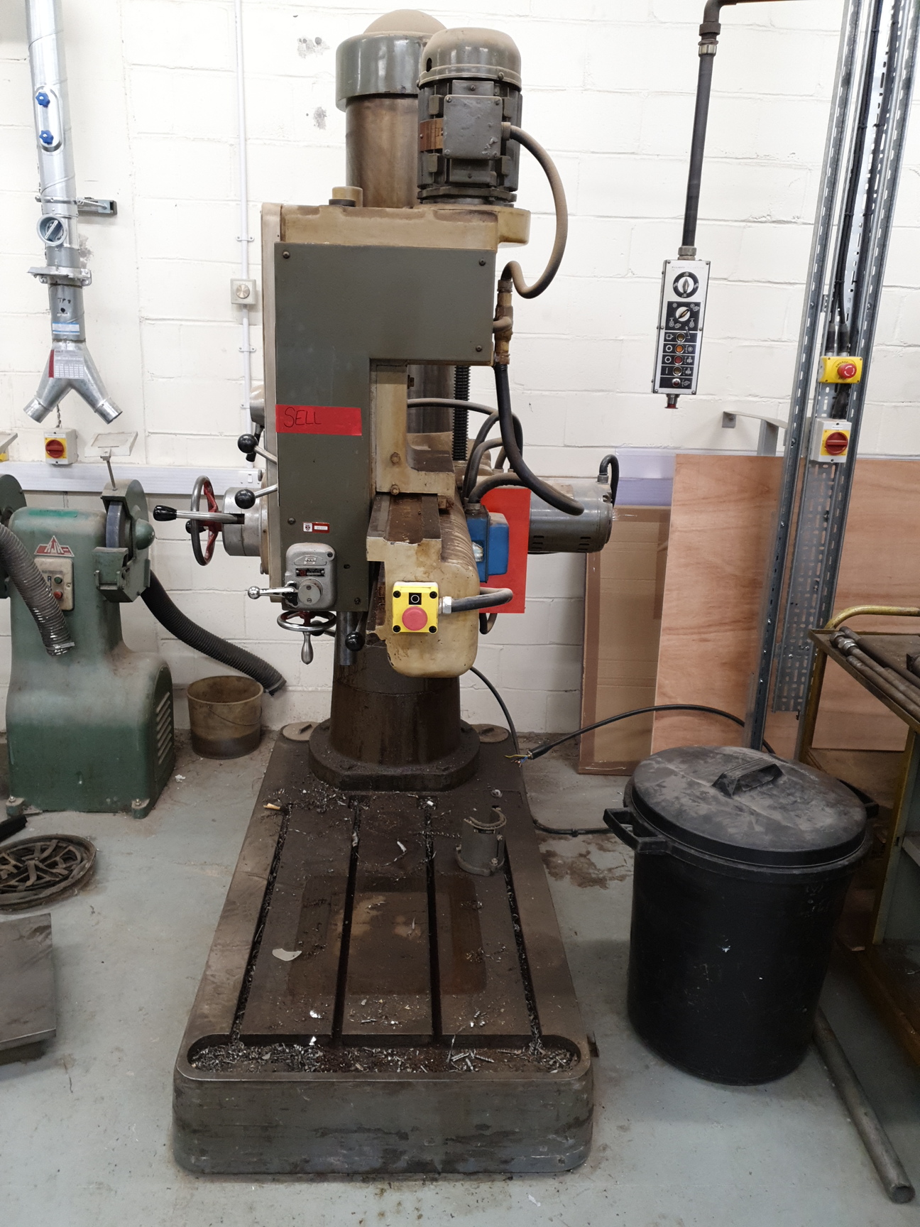 Qualters & Smith Type E3 Radial Drilling Machine