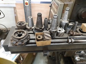 Thumbnail image of ELLIOT 70 Series Model 415 Universal Heavy Duty Milling Machine