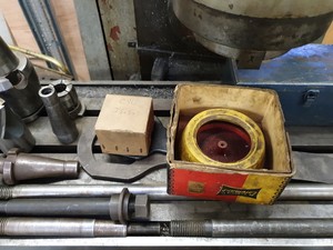 Thumbnail image of ELLIOT 70 Series Model 415 Universal Heavy Duty Milling Machine