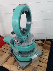 Thumbnail image of HUBER Four-Circle Diffractometer X-Ray Equipment & Controller - For Parts Only