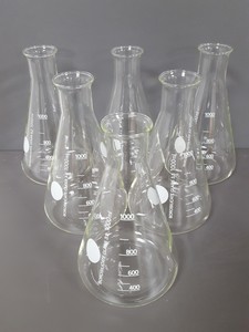 Thumbnail image of 26x Lab Conical Flasks Lab Glassware 6x 1000mL, 6x 500mL, 6x 250mL, 8x50mL