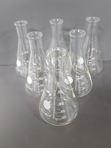 Thumbnail image of 26x Lab Conical Flasks Lab Glassware 6x 1000mL, 6x 500mL, 6x 250mL, 8x50mL