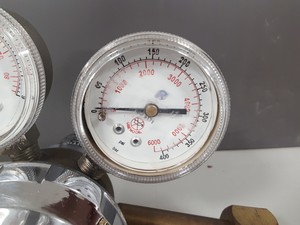 Thumbnail image of BOC Series 8500 Carbon Dioxide 4-Bar Gas Regulator