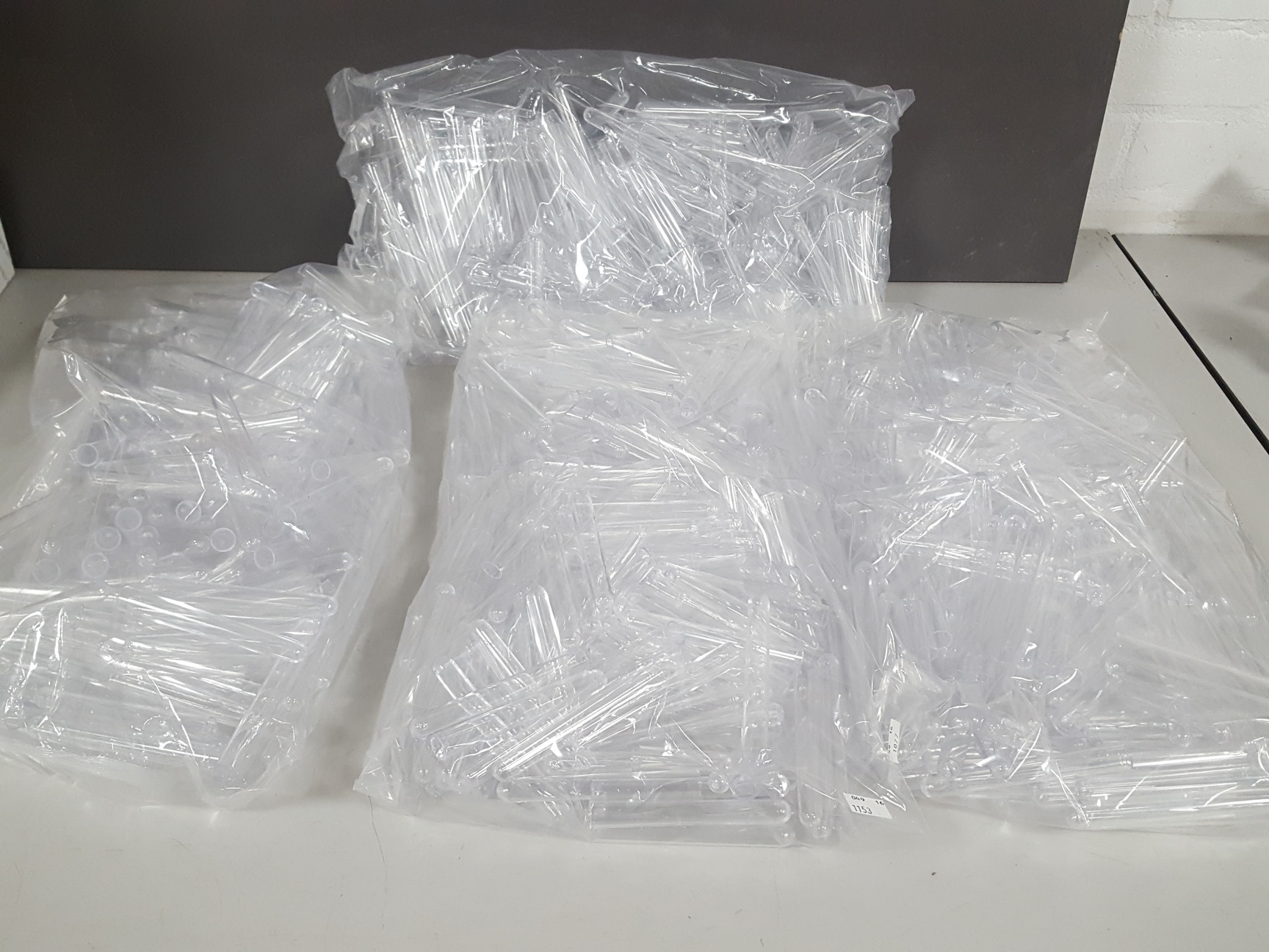 Image of Lot of 700x Lab Glass Tubes 10x100mm Lab Glassware