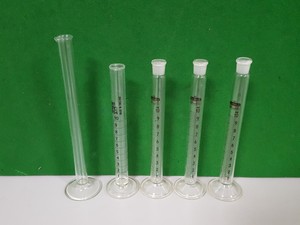 Thumbnail image of Lot of 19x Glass Measuring Cylinders Graduated 5mL to 500mL Lab