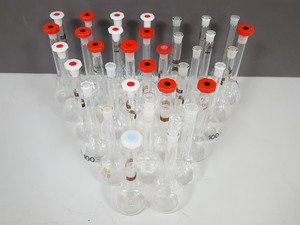 Thumbnail image of 135x Lab Glass Long Neck Volumetric Flasks 2000mL, 1000mL, Glassware 