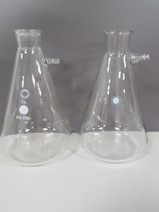 Thumbnail image of 92x Conical Flasks Lab Glassware 3L, 2L, 1L, 500mL, 250mL, 100mL, 50mL, 25mL