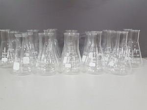 Thumbnail image of 92x Conical Flasks Lab Glassware 3L, 2L, 1L, 500mL, 250mL, 100mL, 50mL, 25mL