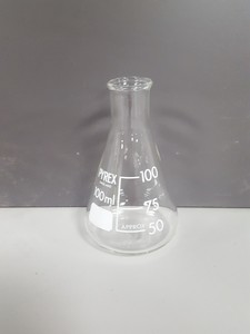 Thumbnail image of 92x Conical Flasks Lab Glassware 3L, 2L, 1L, 500mL, 250mL, 100mL, 50mL, 25mL