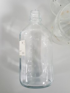 Thumbnail image of 66x 500mL Duran Bottle Lab Glassware Glass